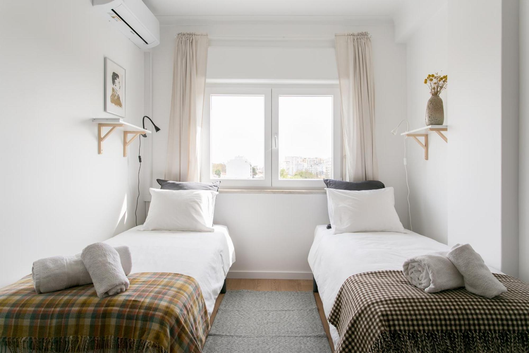 Apartamento Central Setubal Sossegado E Com Luz Екстериор снимка